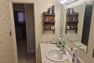 901 San Juan Ave, La Junta, CO 81050 - Photo 7