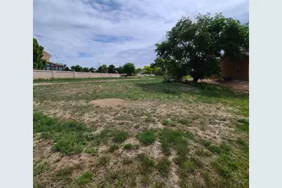 456 S Hahns Peak Ave, Pueblo West, CO 81007 - Photo 5