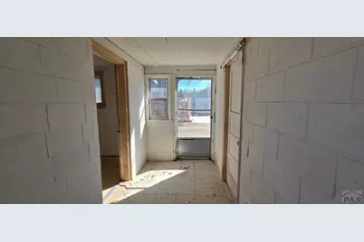 307 W Cedar St, Lamar, CO 81052 - Photo 17