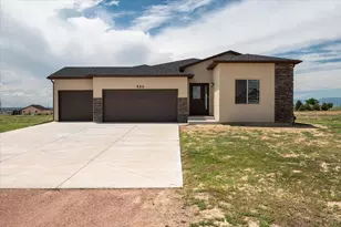 550 E Chaunsey Dr, Pueblo West, CO 81007 - Photo 1