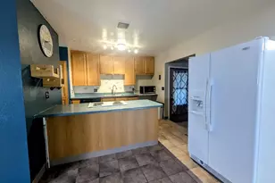 1801 Raton Ave, La Junta, CO 81050 - Photo 9