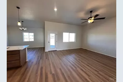 927 E Moonbeam Dr, Pueblo West, CO 81007 - Photo 3
