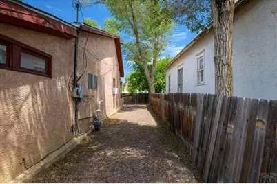 1632 W 17th St, Pueblo, CO 81003 - Photo 27