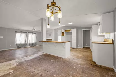 2308 W 14th St, Pueblo, CO 81003 - Photo 5