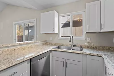 4511 Sunnyhill Dr, Colorado Springs, CO 80916 - Photo 9