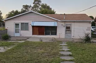 5 Reese Cir, Lamar, CO 81052 - Photo 3