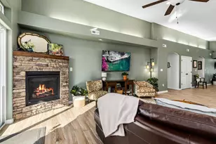 803 Thorncrest Dr, Pueblo, CO 81005 - Photo 15