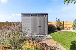 803 Thorncrest Dr, Pueblo, CO 81005 - Photo 41