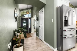 803 Thorncrest Dr, Pueblo, CO 81005 - Photo 7