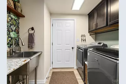 803 Thorncrest Dr, Pueblo, CO 81005 - Photo 19