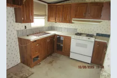 805 N 13th St, Rocky Ford, CO 81067 - Photo 9