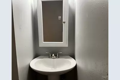 72 Hanson Lane, Pueblo, CO 81001 - Photo 23