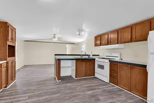 3981 Rock Creek Rd, Pueblo, CO 81005 - Photo 5