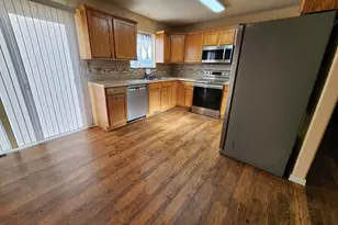 834 E Bedford Dr, Pueblo West, CO 81007 - Photo 3