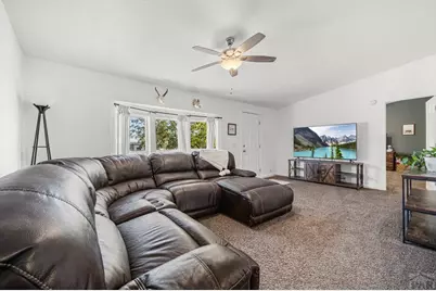 88 E Hemlock Dr, Pueblo West, CO 81007 - Photo 3