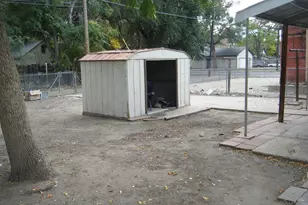 806 E 3rd St, Pueblo, CO 81001 - Photo 29