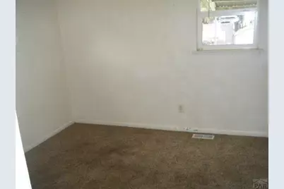 806 E 3rd St, Pueblo, CO 81001 - Photo 13