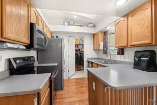 941 S Harmony Dr, Pueblo West, CO 81007 - Photo 17