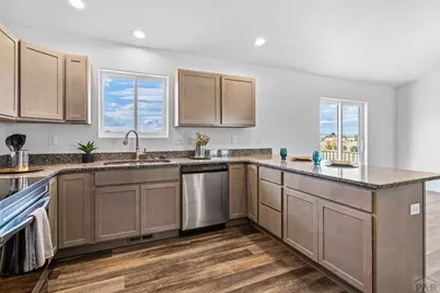 489 S Laporte Dr, Pueblo West, CO 81007 - Photo 9