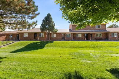 2102 Chatalet Lane #D., Pueblo, CO 81005 - Photo 35