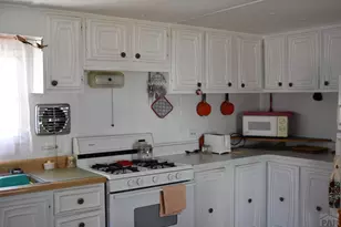 211 S Jackson Ave, Walsenburg, CO 81089 - Photo 11