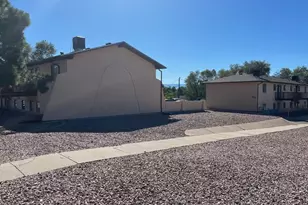 924 E 5th St, Pueblo, CO 81001 - Photo 3