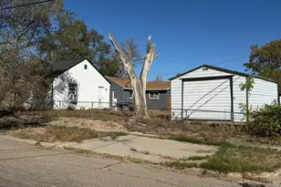 815 W 25th St, Pueblo, CO 81003 - Photo 3