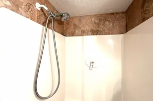 2221 S Prairie Ave, Pueblo, CO 81005 - Photo 11