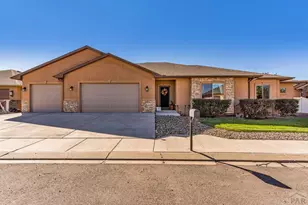 14 Erica Ct, Pueblo, CO 81001 - Photo 1