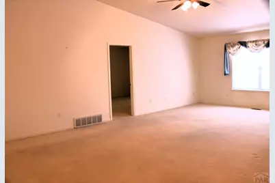 20 Nona Brooks Ct #B, Pueblo, CO 81005 - Photo 7