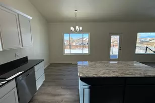 23 S Fairknoll Dr, Pueblo West, CO 81007 - Photo 9