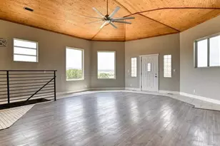 6808 Greenhorn Creek Dr, Pueblo, CO 81004 - Photo 5