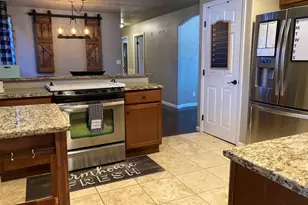 2401 San Juan Ave, La Junta, CO 81050 - Photo 7