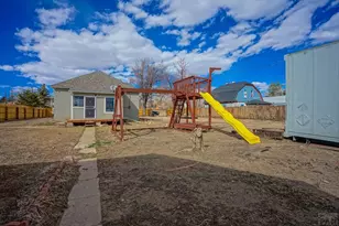 301 E 4th St, Walsenburg, CO 81089 - Photo 5