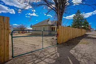 301 E 4th St, Walsenburg, CO 81089 - Photo 9