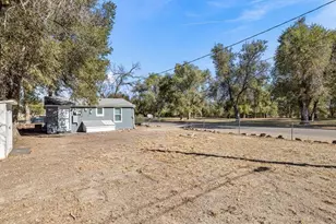 2002 W 15th St, Pueblo, CO 81003 - Photo 5