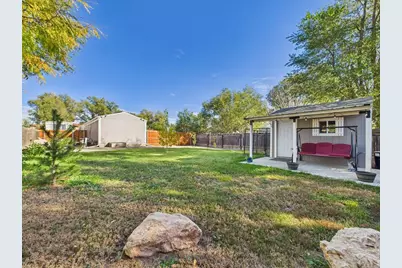2412 Kara Court, Pueblo, CO 81004 - Photo 29