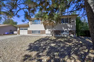 5165 Crestwood Dr, Colorado Springs, CO 80918 - Photo 3