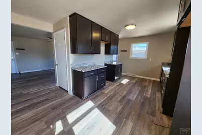 28 Stanford Ave, Pueblo, CO 81005 - Photo 3