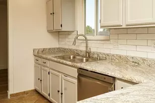 303 Starlite Dr, Pueblo, CO 81005 - Photo 5