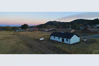 302 W Chambers St, Aguilar, CO 81020 - Photo 25