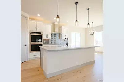 1910 Cuchara, Pueblo, CO 81001 - Photo 5