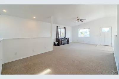 2425 Atlanta Ave, Pueblo, CO 81003 - Photo 11