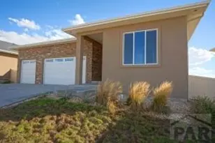 1914 Cuchara Dr, Pueblo, CO 81001 - Photo 3
