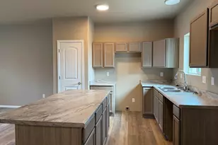 3530 Wapiti Ln, Pueblo, CO 81005 - Photo 5