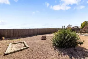 5824 Mark Twain Ln, Pueblo, CO 81008 - Photo 23