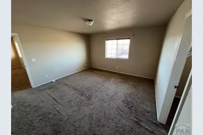 5824 Mark Twain Ln, Pueblo, CO 81008 - Photo 11