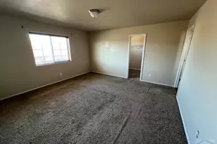 5824 Mark Twain Ln, Pueblo, CO 81008 - Photo 7