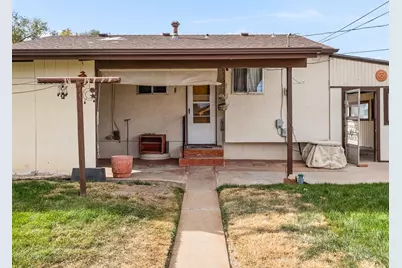 2570 Hollywood Dr, Pueblo, CO 81005 - Photo 17