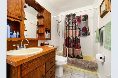 2570 Hollywood Dr, Pueblo, CO 81005 - Photo 7